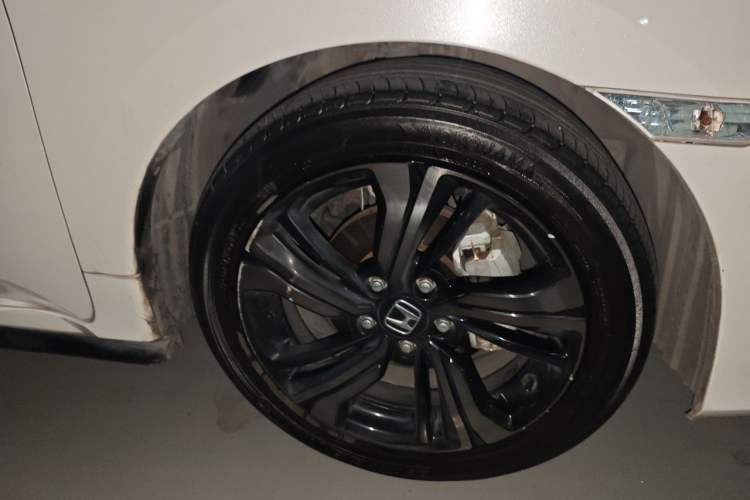 Used Honda Civic 2019 220TURBO CVT Dynamic Edition China VI Emission Standard Right Front Wheel Hub