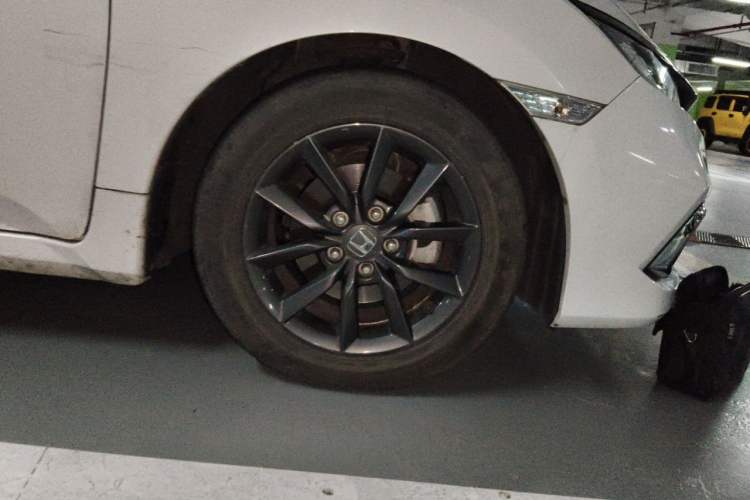 Used Honda Civic 2019 220TURBO CVT Dynamic Edition China VI Right Front Wheel Hub