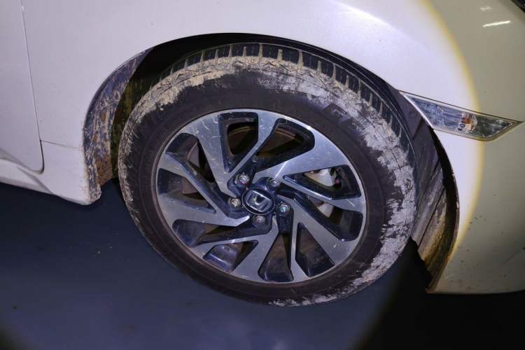 Used Honda Civic 2019 220TURBO CVT Dynamic Edition China V Right Front Wheel Hub
