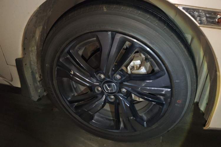 Used Honda Civic 2019 220TURBO CVT Dynamic Edition China VI Emission Standard Right Front Wheel Hub
