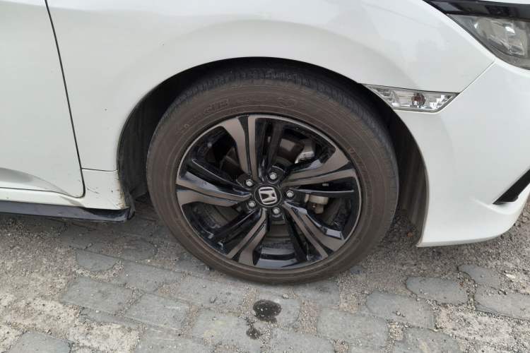 Used Honda Civic 2019 220TURBO CVT Dynamic Edition China VI Emission Standard Right Front Wheel Hub