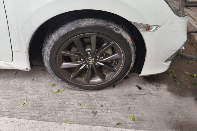 Used Honda Civic 2019 220TURBO CVT Dynamic Edition China VI Right Front Wheel Hub