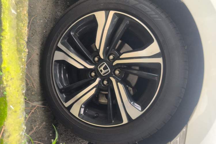 Used Honda Civic 2019 220TURBO CVT Power Edition China VI Emission Standard Right Front Wheel Hub