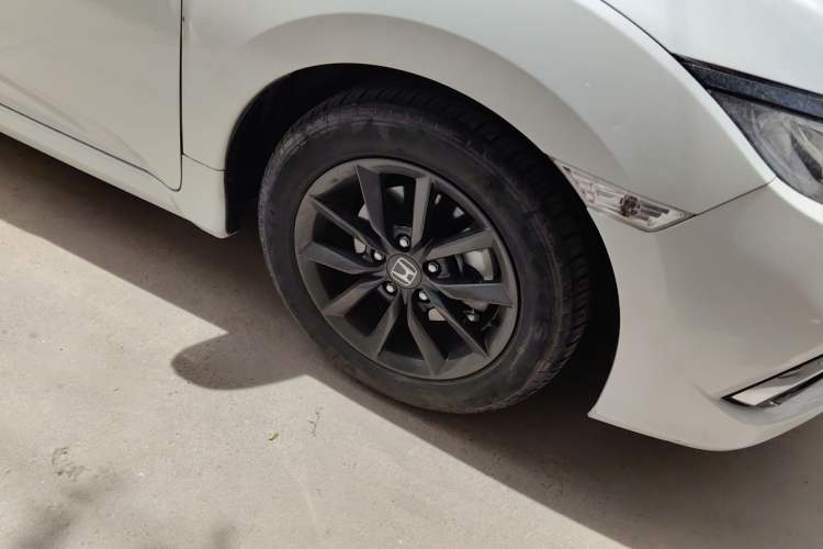 Used Honda Civic 2019 220TURBO CVT Dynamic Edition China VI Right Front Wheel Hub