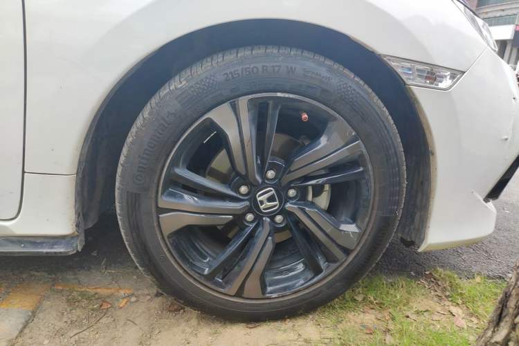 Used Honda Civic 2019 220TURBO CVT Dynamic Edition China VI Emission Standard Right Front Wheel Hub