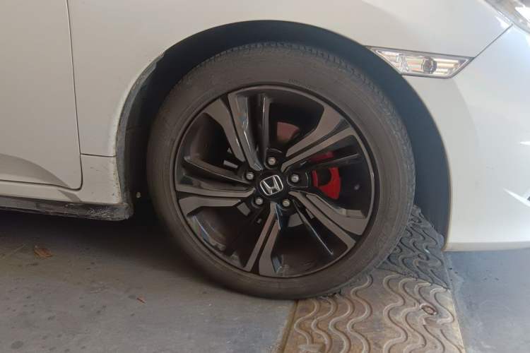 Used Honda Civic 2019 220TURBO CVT Dynamic Edition China VI Emission Standard Right Front Wheel Hub