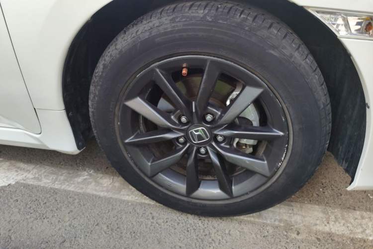 Used Honda Civic 2019 220TURBO CVT Dynamic Edition China VI Right Front Wheel Hub