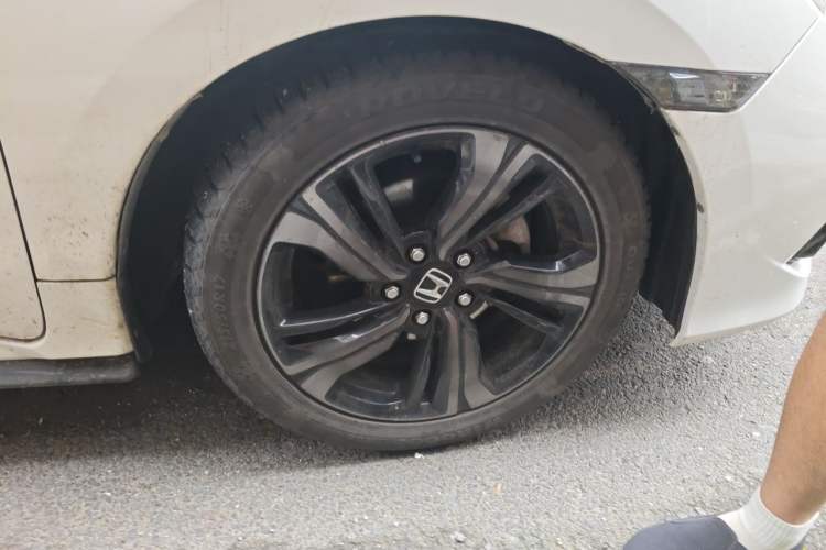 Used Honda Civic 2019 220TURBO CVT Dynamic Edition China VI Emission Standard Right Front Wheel Hub