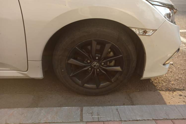 Used Honda Civic 2019 220TURBO CVT Dynamic Edition China VI Right Front Wheel Hub