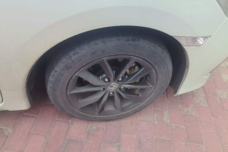 Used Honda Civic 2019 220TURBO CVT Dynamic Edition China V Right Front Wheel Hub
