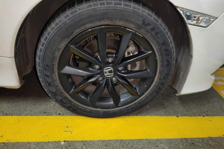 Used Honda Civic 2019 220TURBO CVT Dynamic Edition China VI Right Front Wheel Hub