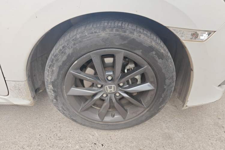 Used Honda Civic 2019 220TURBO Manual Jinkong Edition China VI Right Front Wheel Hub