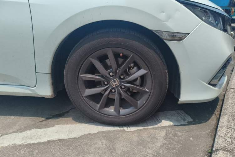 Used Honda Civic 2019 220TURBO CVT Dynamic Edition China VI Right Front Wheel Hub