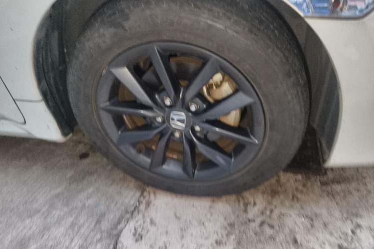 Used Honda Civic 2019 220TURBO CVT Dynamic Edition China VI Right Front Wheel Hub