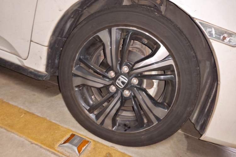 Used Honda Civic 2019 220TURBO CVT Dynamic Edition China VI Emission Standard Right Front Wheel Hub