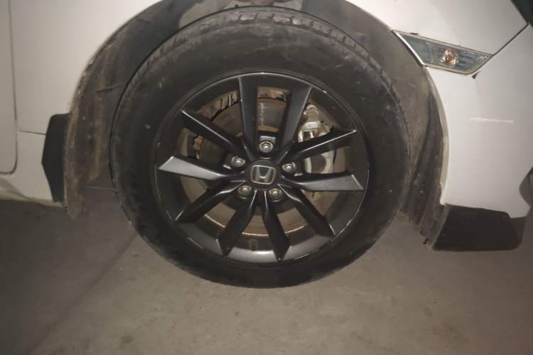 Used Honda Civic 2019 220TURBO CVT Dynamic Edition China VI Right Front Wheel Hub