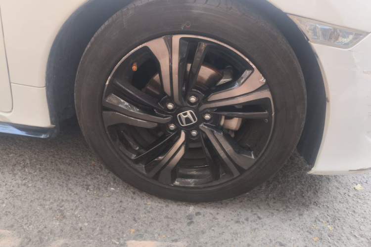 Used Honda Civic 2019 220TURBO CVT Dynamic Edition China VI Emission Standard Right Front Wheel Hub