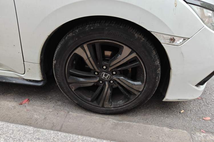 Used Honda Civic 2019 220TURBO CVT Dynamic Edition China VI Emission Standard Right Front Wheel Hub