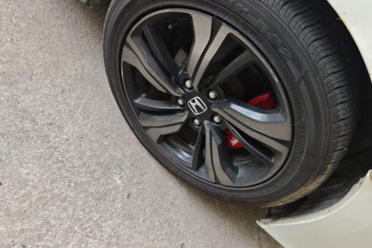 Used Honda Civic 2019 220TURBO CVT Dynamic Edition China VI Emission Standard Right Front Wheel Hub