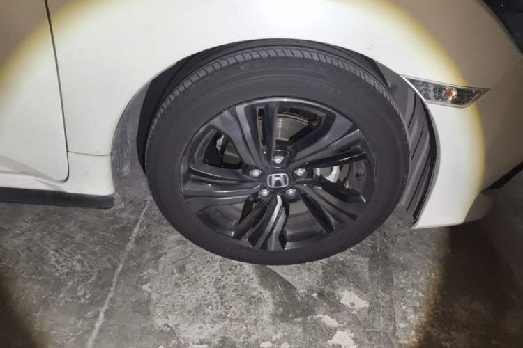 Used Honda Civic 2019 220TURBO CVT Dynamic Edition China VI Emission Standard Right Front Wheel Hub