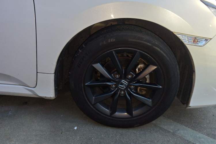 Used Honda Civic 2019 220TURBO CVT Dynamic Edition China VI Right Front Wheel Hub