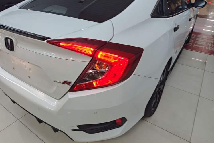 Used Honda Civic 2019 220TURBO CVT Dynamic Edition China VI Emission Standard Right Rear Taillight
