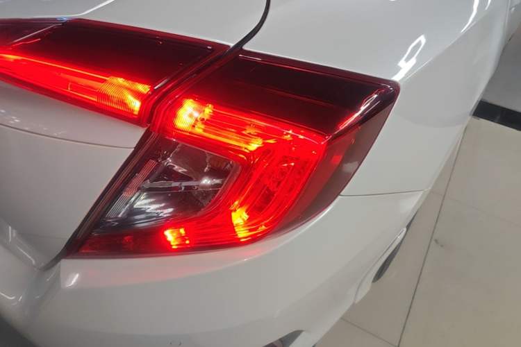 Used Honda Civic 2019 220TURBO CVT Dynamic Edition China VI Right Rear Taillight