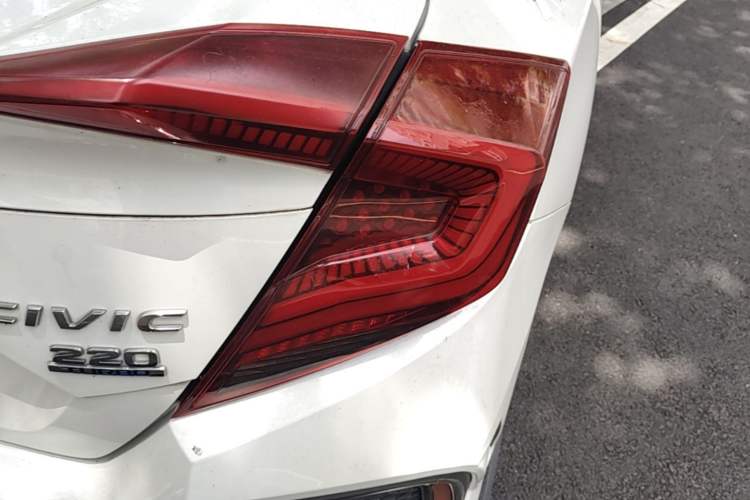 Used Honda Civic 2019 220TURBO CVT Dynamic Edition China VI Emission Standard Right Rear Taillight