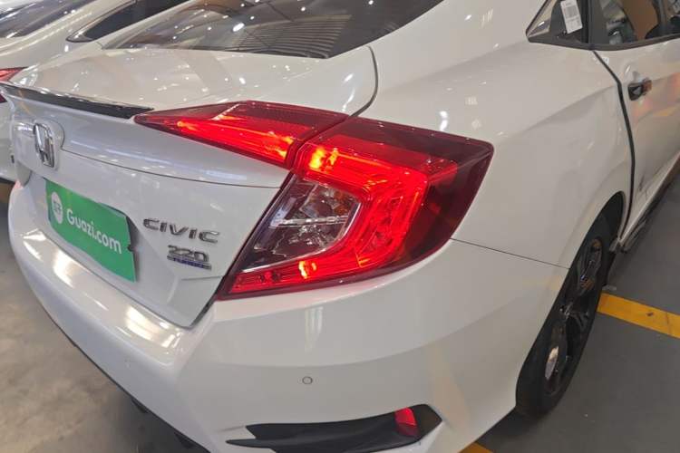 Used Honda Civic 2019 220TURBO CVT Dynamic Edition China VI Emission Standard Right Rear Taillight