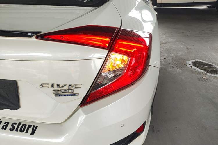 Used Honda Civic 2019 220TURBO CVT Dynamic Edition China VI Emission Standard Right Rear Taillight
