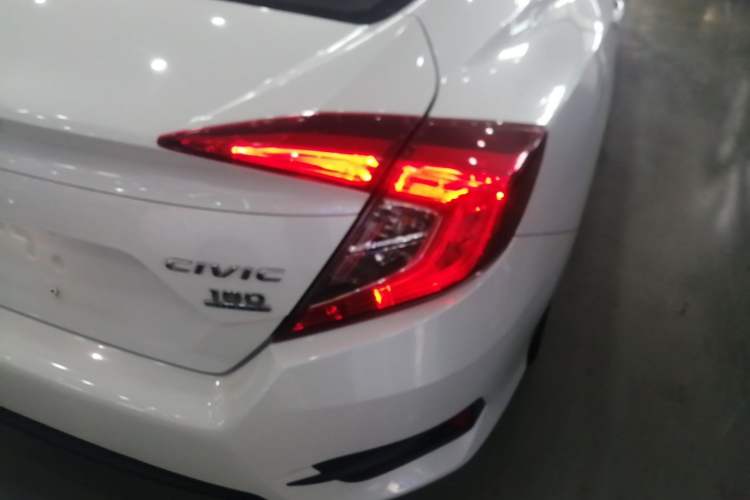 Used Honda Civic 2019 180TURBO CVT Shangdong Edition China VI Right Rear Taillight