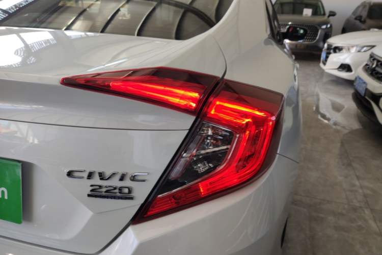 Used Honda Civic 2019 220TURBO CVT Dynamic Edition China VI Right Rear Taillight