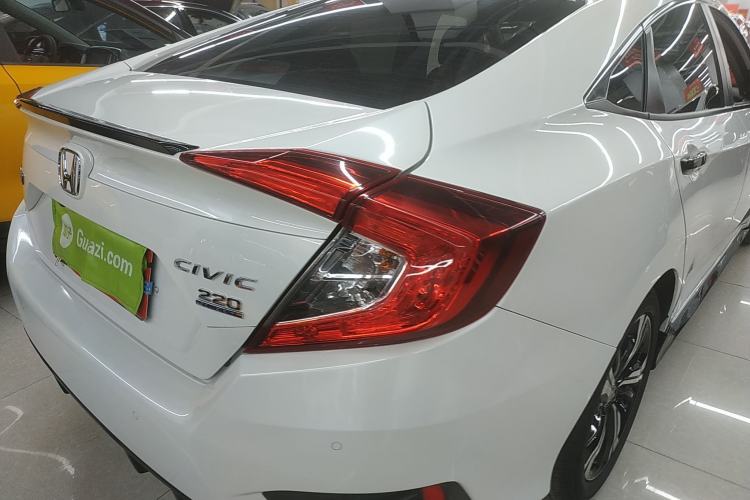 Used Honda Civic 2019 220TURBO CVT Dynamic Edition China VI Emission Standard Right Rear Taillight