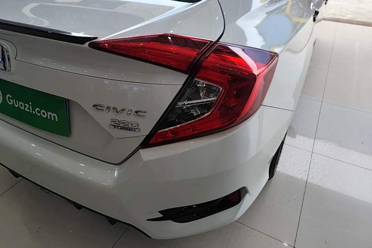Used Honda Civic 2019 220TURBO CVT Dynamic Edition China VI Emission Standard Right Rear Taillight