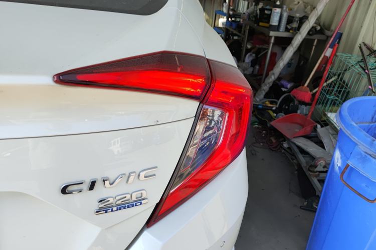 Used Honda Civic 2019 220TURBO CVT Power Edition China VI Emission Standard Right Rear Taillight