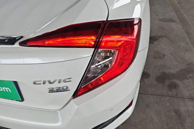 Used Honda Civic 2019 220TURBO CVT Dynamic Edition China VI Right Rear Taillight