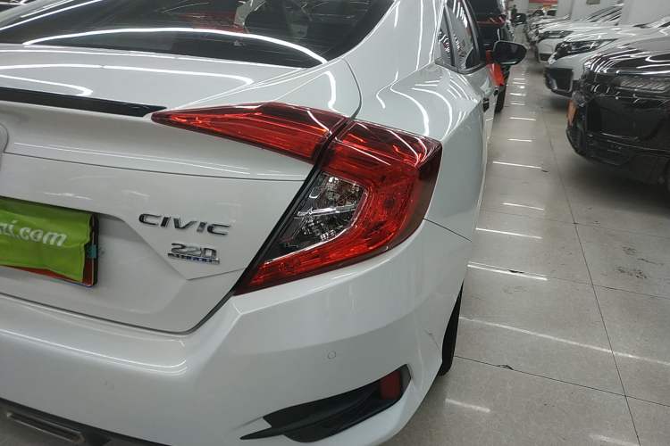 Used Honda Civic 2019 220TURBO CVT Dynamic Edition China VI Emission Standard Right Rear Taillight