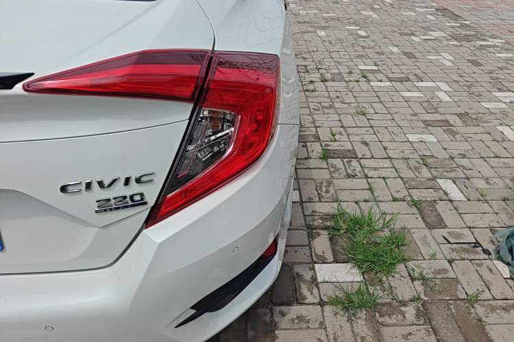 Used Honda Civic 2019 220TURBO CVT Dynamic Edition China VI Emission Standard Right Rear Taillight