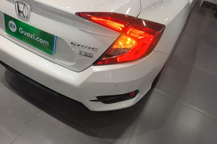 Used Honda Civic 2019 220TURBO CVT Dynamic Edition China VI Right Rear Taillight