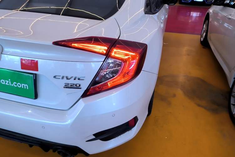 Used Honda Civic 2019 220TURBO CVT Dynamic Edition China VI Right Rear Taillight