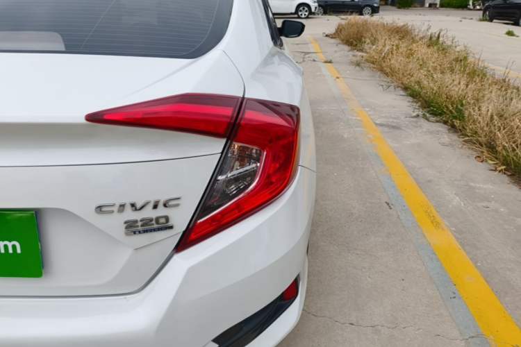 Used Honda Civic 2019 180TURBO CVT Shangdong Edition China VI Right Rear Taillight