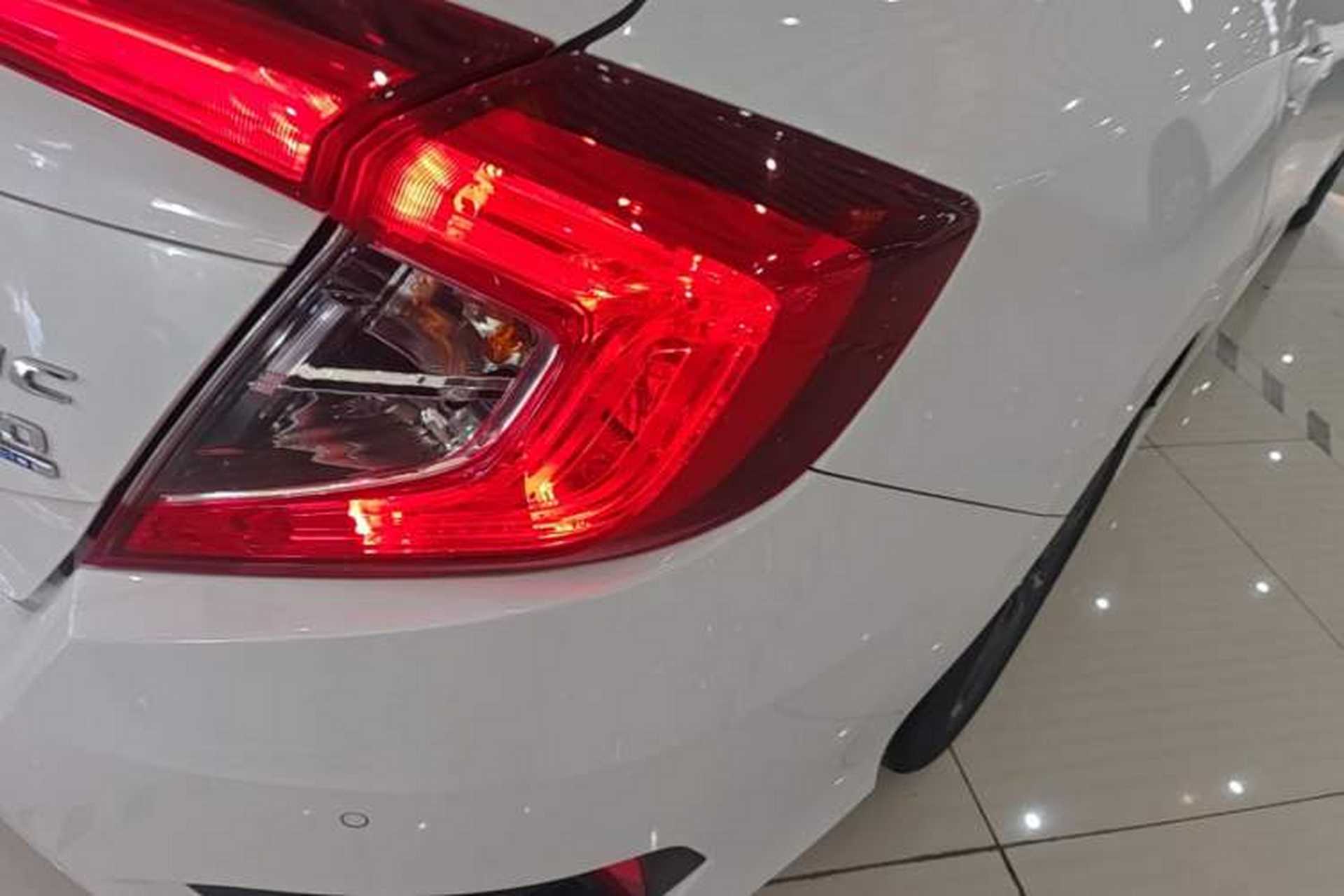 Used Honda Civic 2019 220TURBO CVT Dynamic Edition China VI Right Rear Taillight