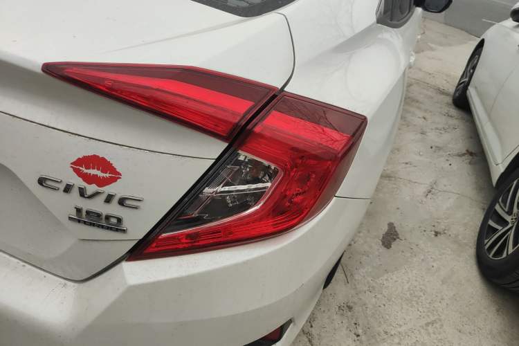 Used Honda Civic 2019 180TURBO CVT Shangdong Edition China VI Right Rear Taillight