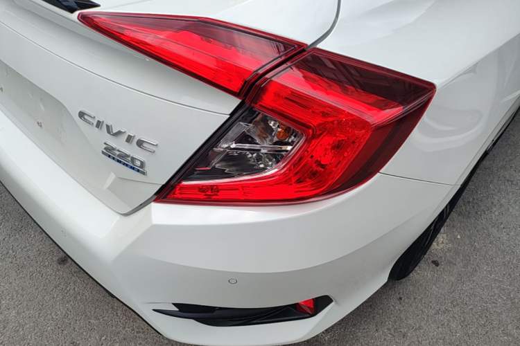 Used Honda Civic 2019 220TURBO CVT Dynamic Edition China VI Emission Standard Right Rear Taillight