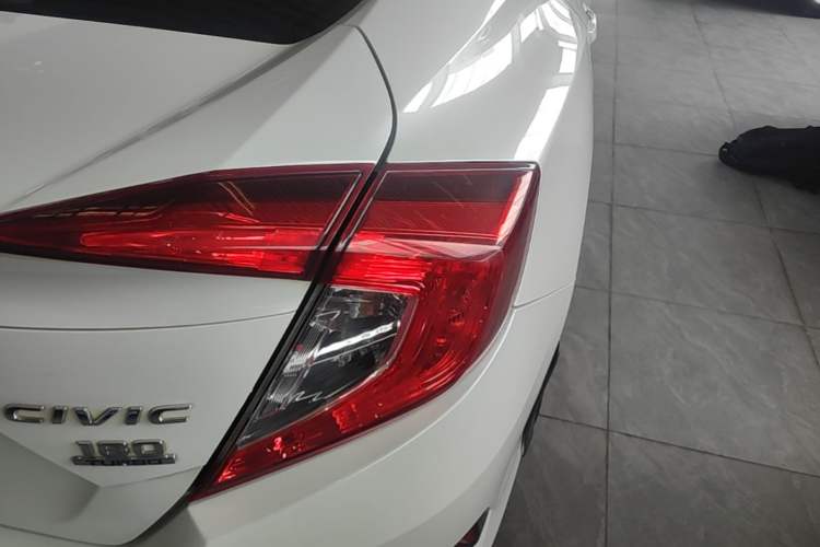 Used Honda Civic 2019 180TURBO CVT Shangyue Edition China V Emission Standard Right Rear Taillight