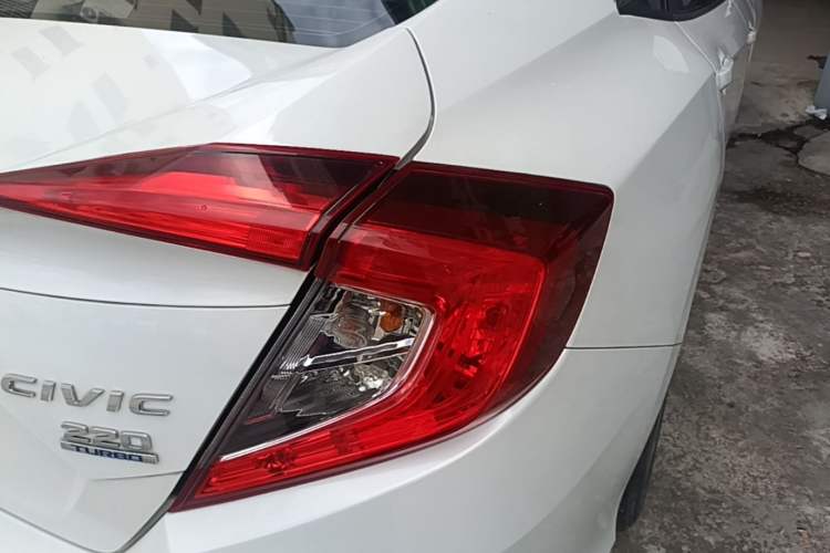 Used Honda Civic 2019 220TURBO CVT Dynamic Edition China VI Right Rear Taillight