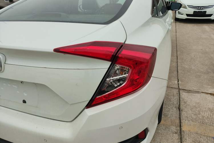 Used Honda Civic 2019 220TURBO CVT Dynamic Edition China VI Right Rear Taillight