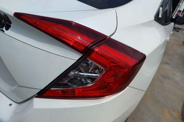 Used Honda Civic 2019 220TURBO CVT Dynamic Edition China VI Right Rear Taillight