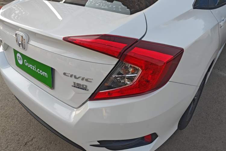Used Honda Civic 2019 180TURBO CVT Shangdong Edition China VI Right Rear Taillight