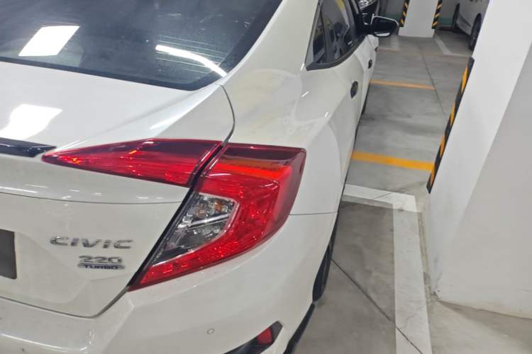 Used Honda Civic 2019 220TURBO CVT Dynamic Edition China VI Emission Standard Right Rear Taillight